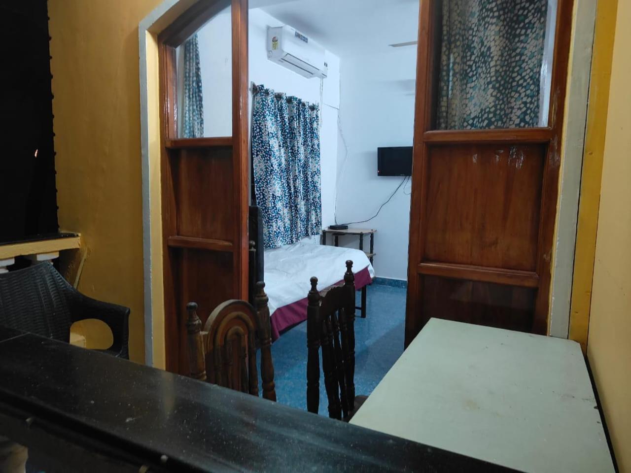 D'souzas Calangute