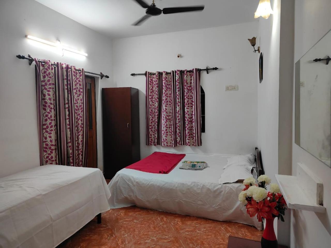 D'souzas * Calangute