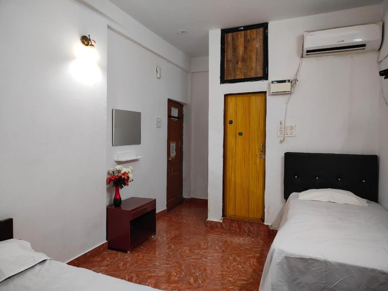 Guest house D'souzas Calangute